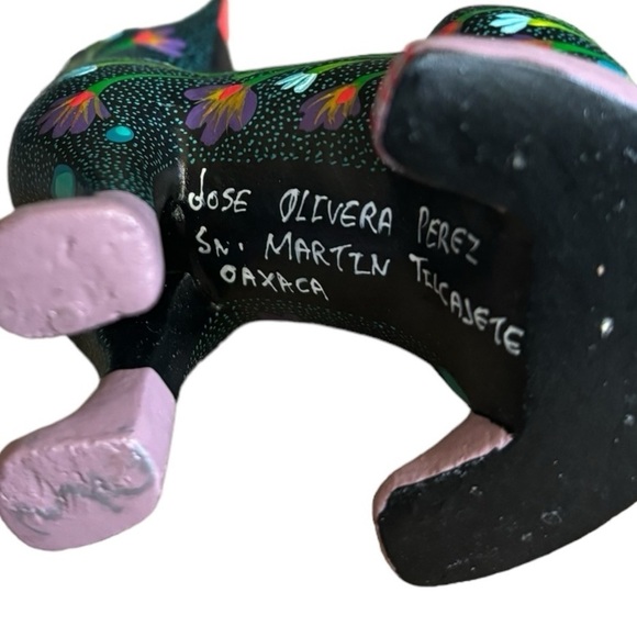 Oaxacan Wood Carving Hand Painted Cat Figurine Signed Jose Olevra Perez - Picture 5 of 8